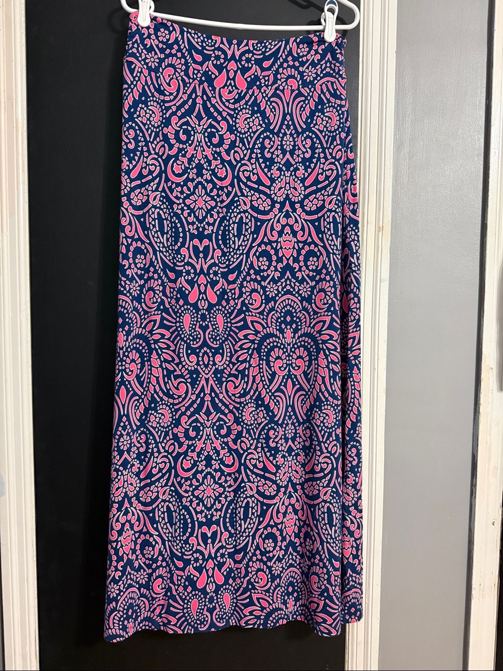 Cynthia Rowley Bold Print Stretch Maxi Skirt Size: L Length: 44” - Picture 2 of 6